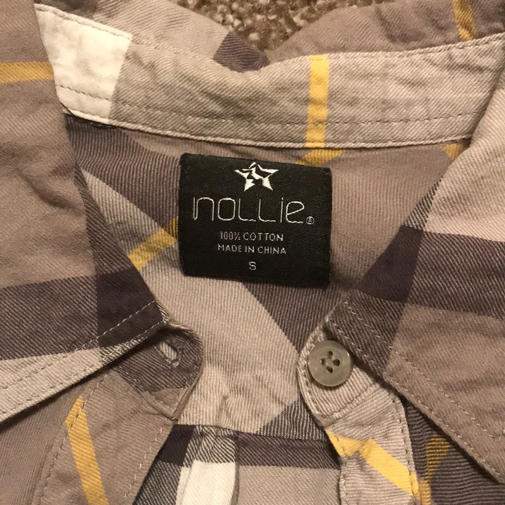 Button down shirt - Picture 3 of 4